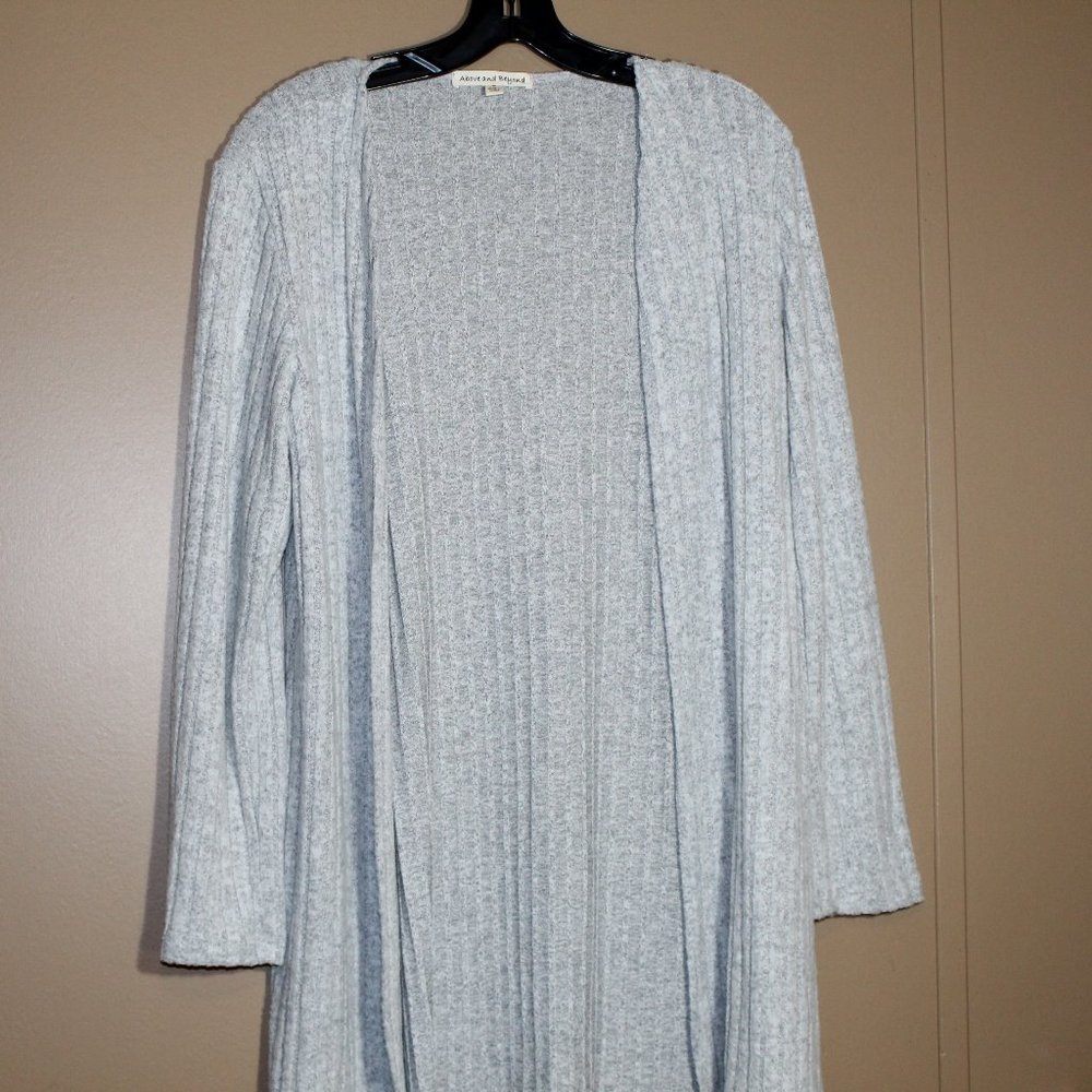 Super soft cover up (Great for fall) Size M (Gray)